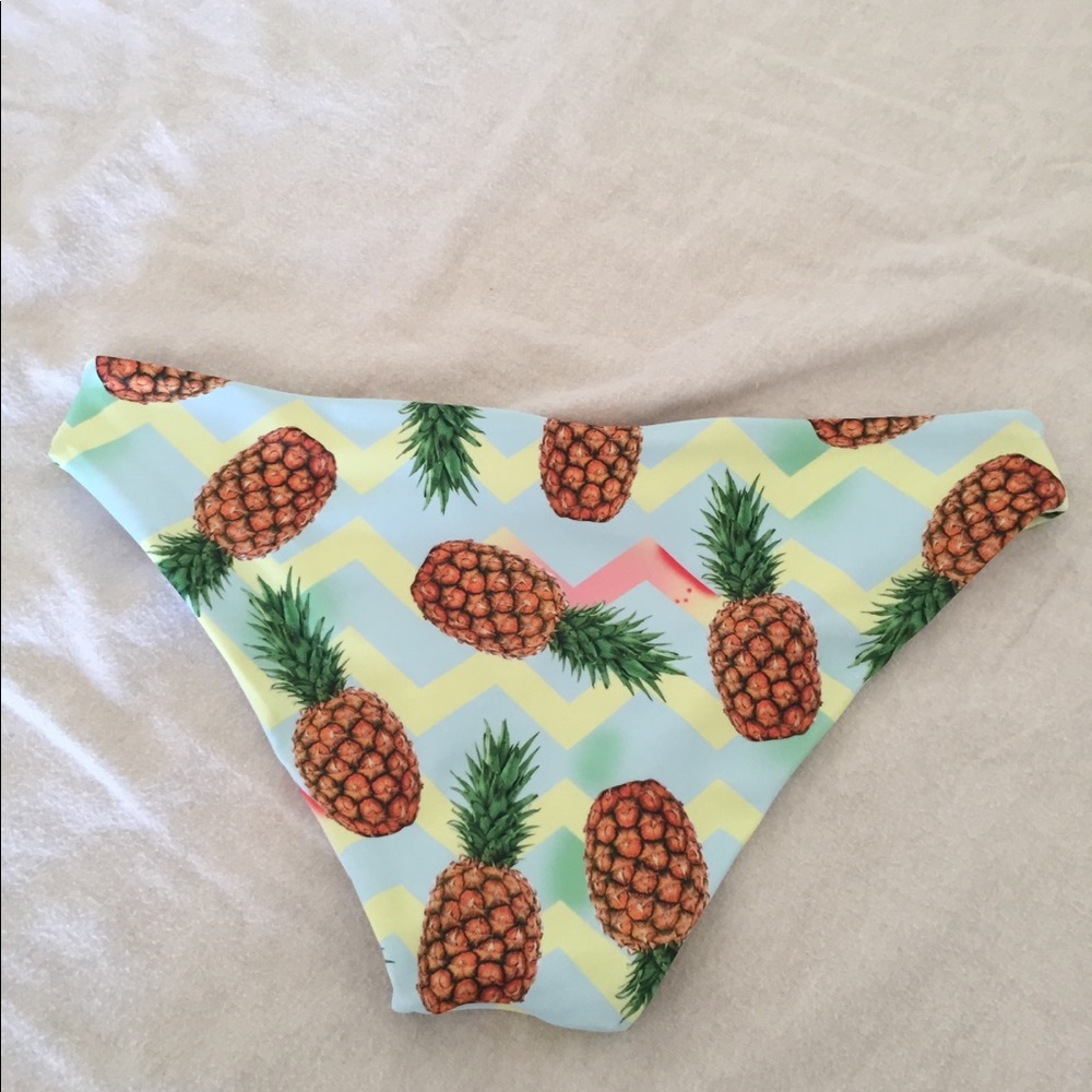 Pineapple Bikini Set - image 3